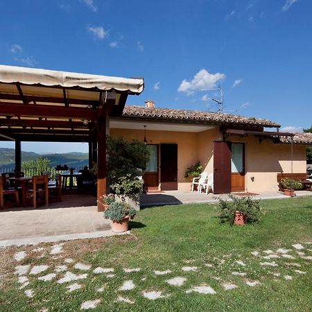 Agriturismo Il Castello Assisi Exterior photo